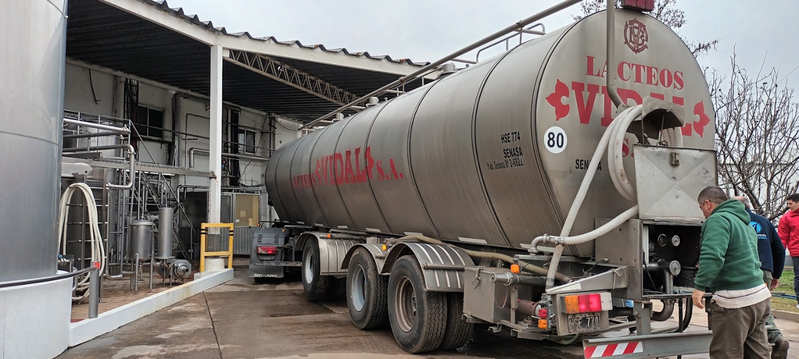 Dueña de Lácteos Vidal acusa al gremio de cortar el diálogo y usar a los trabajadores como rehenes