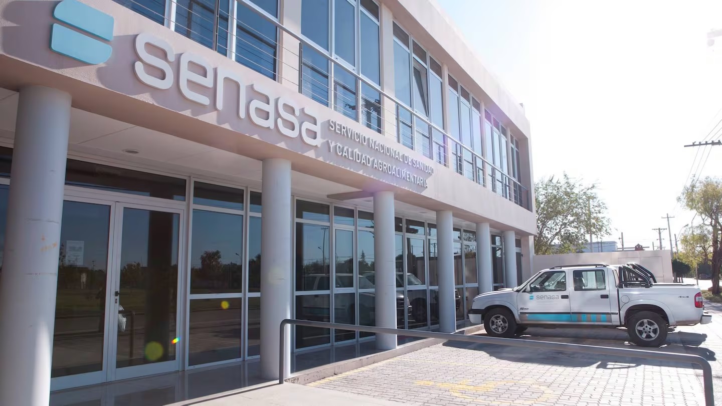 Renunció el titular del Senasa en plena disputa por vacunas veterinarias