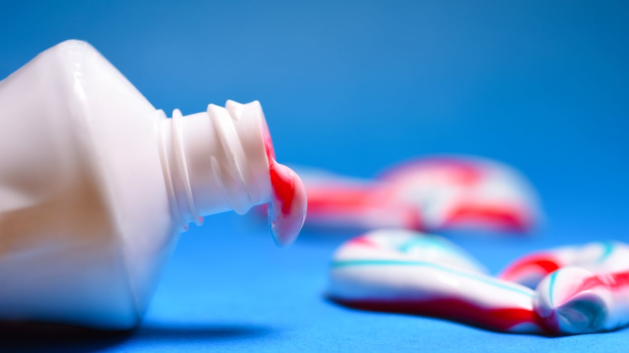 Prohíben producto dental conocido: alerta de ANMAT