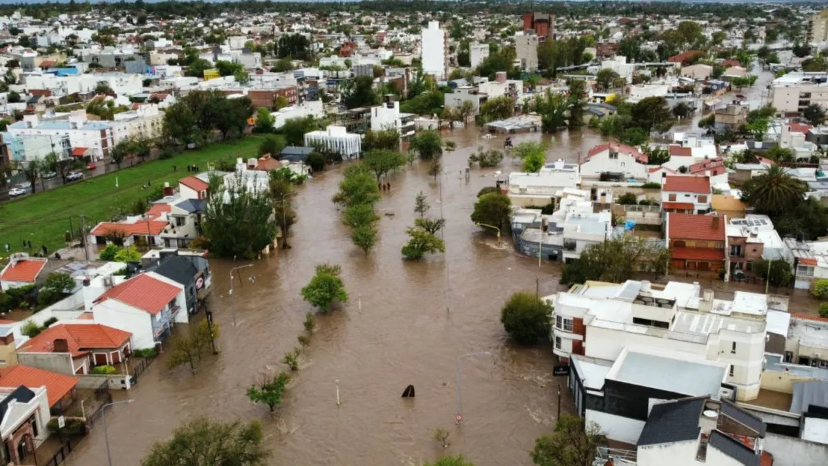 Subsidio por inundaciones: quiénes pueden recibir los $800 mil en Buenos Aires