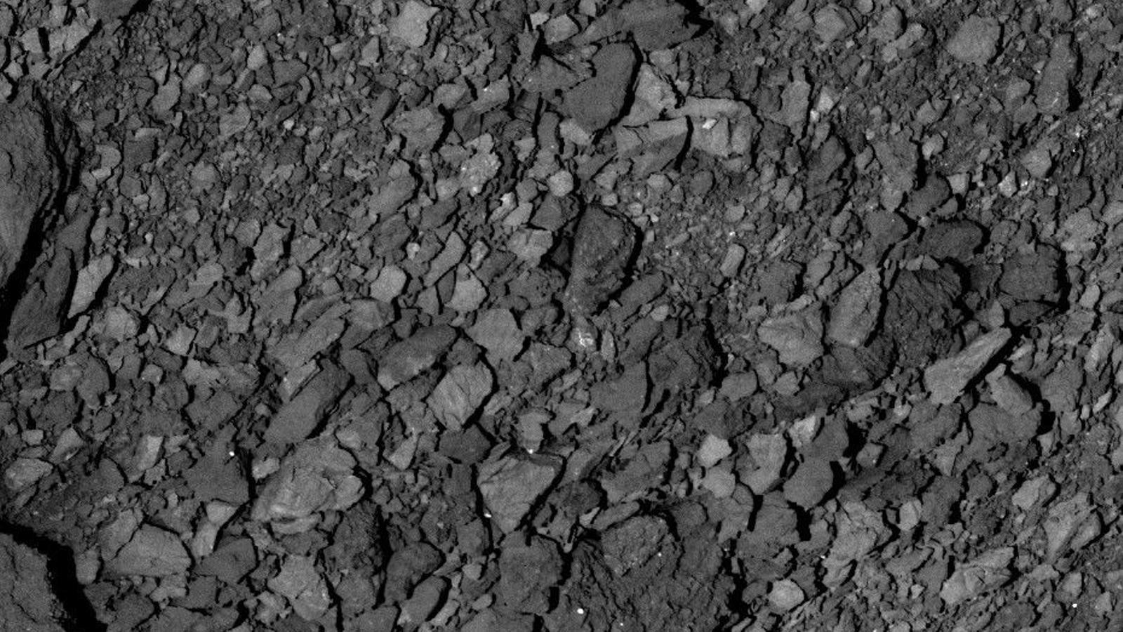 Un hallazgo en el asteroide Bennu podría reescribir el origen de la vida en la Tierra
