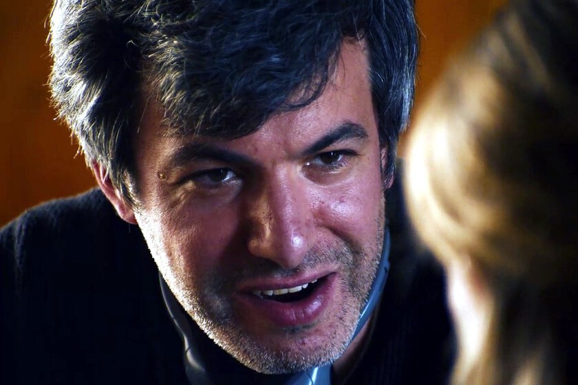 Nathan Fielder presenta documental sorpresa sobre Elizabeth Holmes rodado en secreto