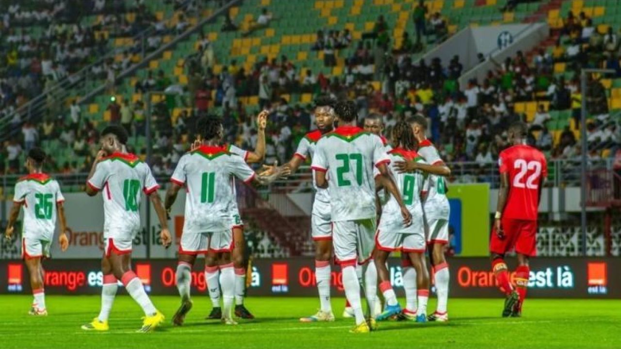 Argentina goleó 7-0 a Burkina Faso, que llegó con un plantel alternativo