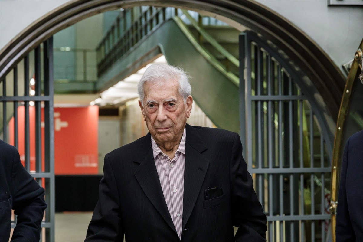 Con mensajes de reconocimiento, el mundo político despidió a Mario Vargas Llosa