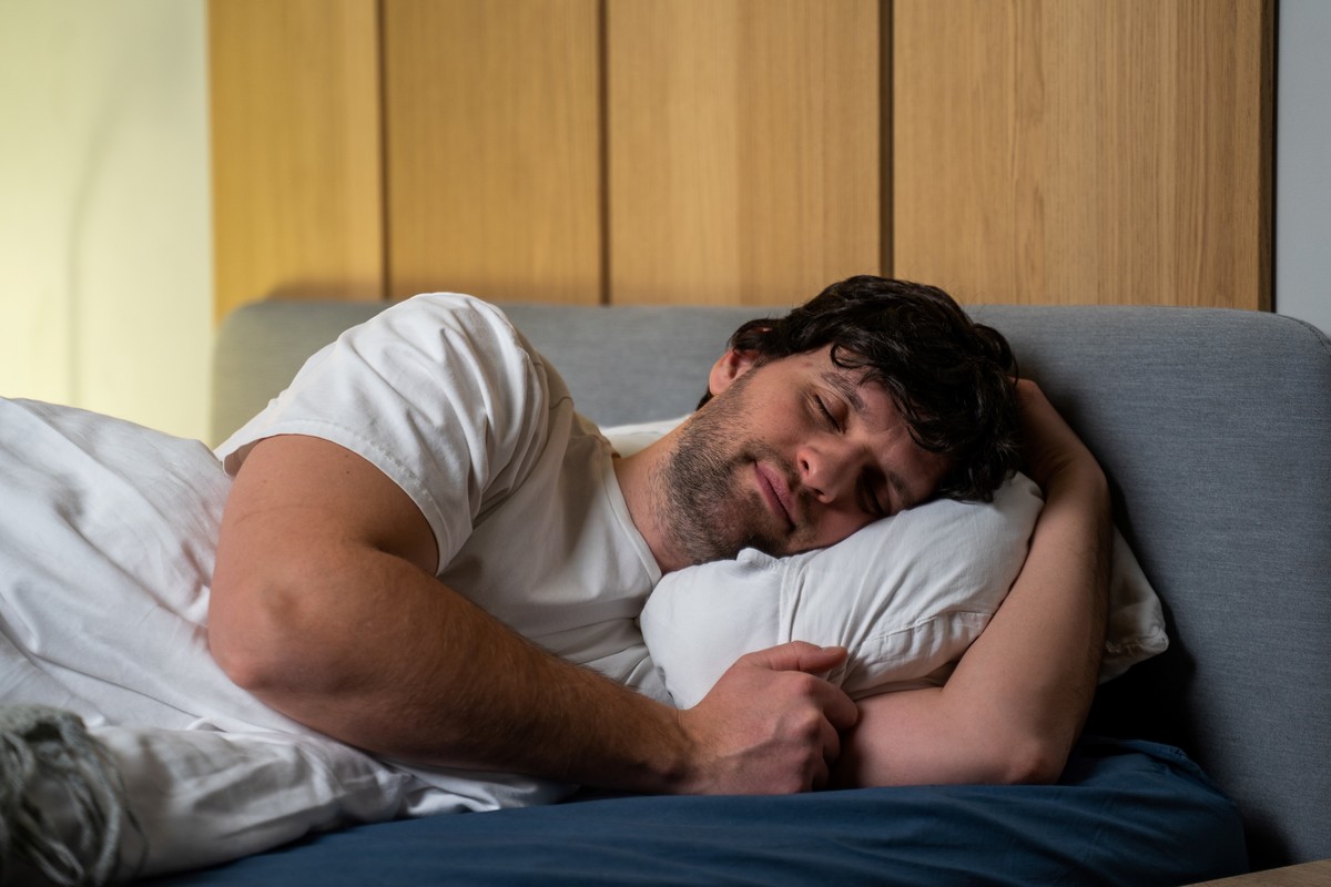 Descansar mejor para vivir más sano: cómo el sueño ayuda contra la diabetes y la presión alta