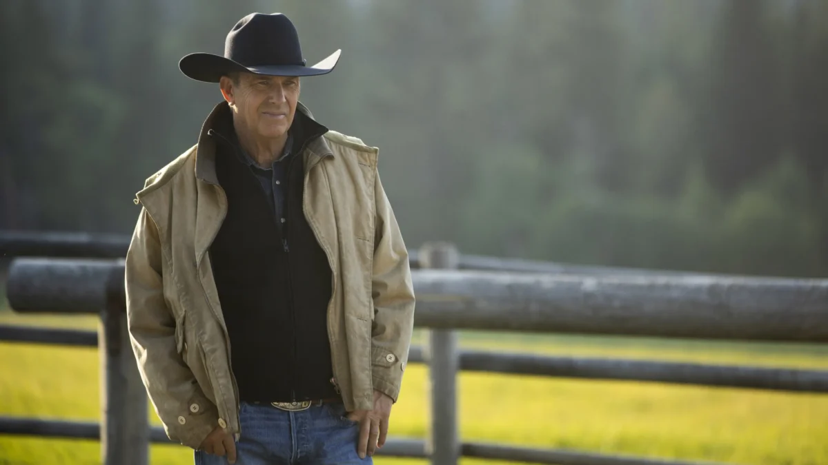 El Impactante Western de Netflix: Romance Rural y la Dureza de Yellowstone