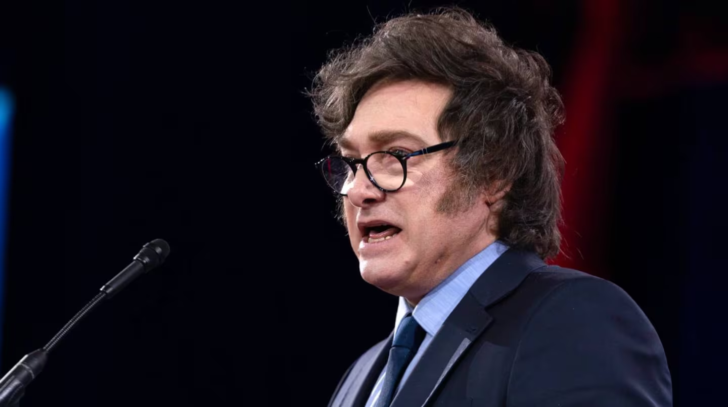 El Gobierno redujo el empleo estatal en casi un 10% y eliminó 48.000 cargos